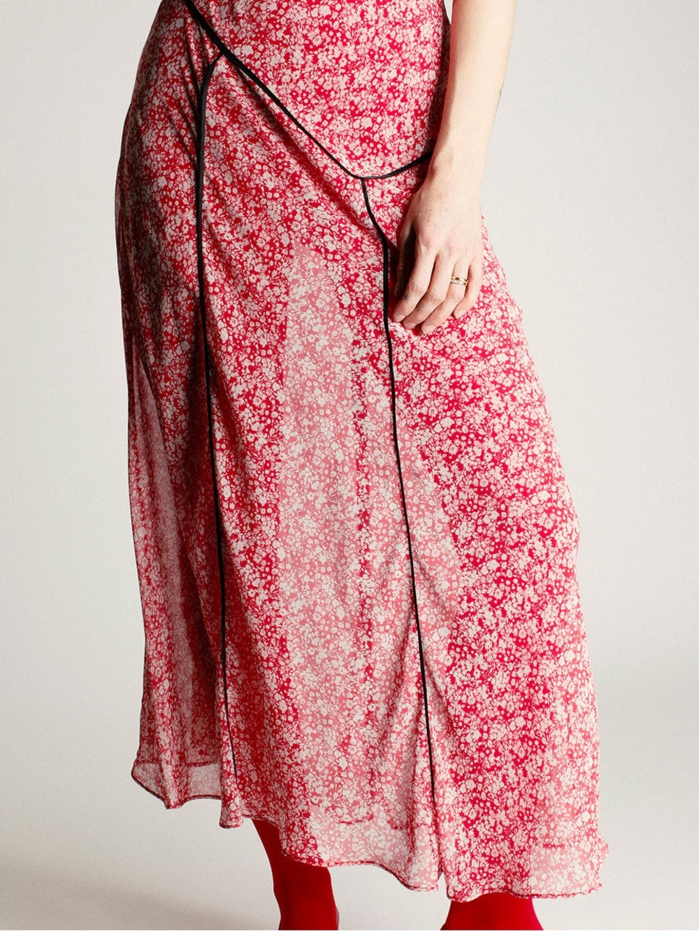 NWT Nomia Women’s Poppy Chiffon Paneled Maxi Dress - Picture 4 of 9